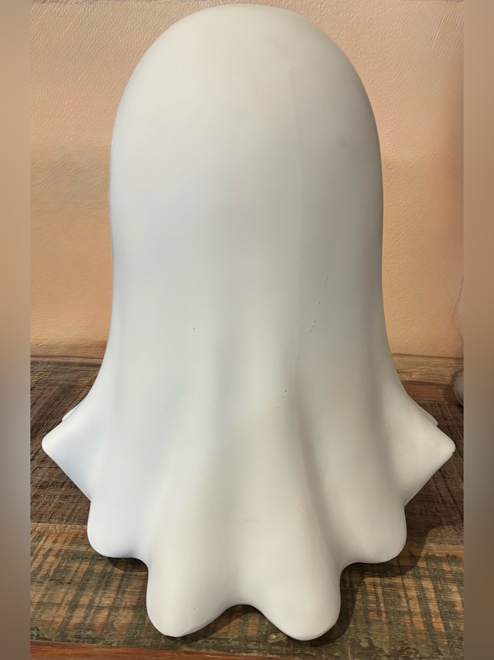 Viral Coca-Cola Ghost Figurine Halloween TikTok Trend Ghost Holding Coke Can - Picture 3 of 5